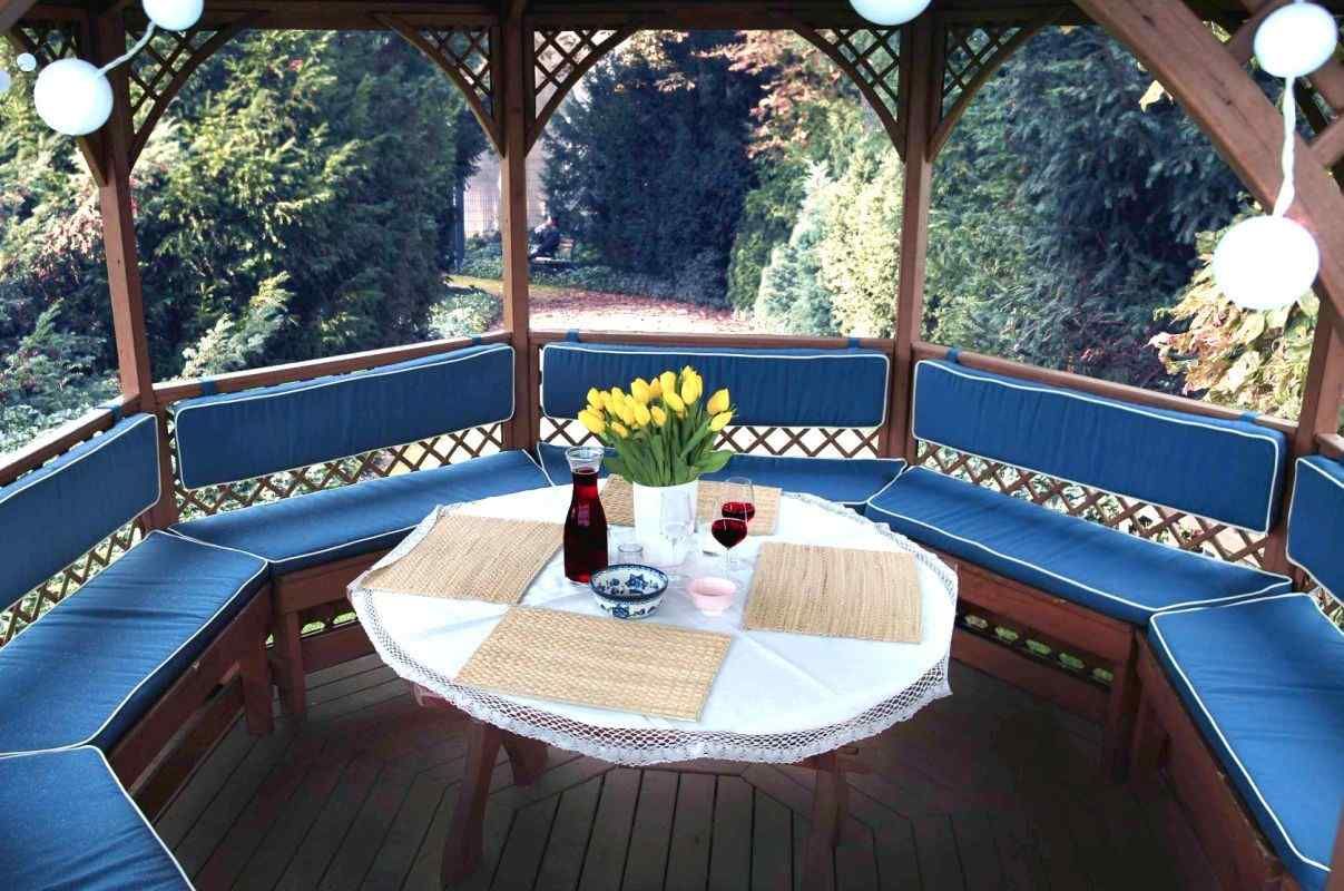 Chopin-Gartenpavillon aus Holz