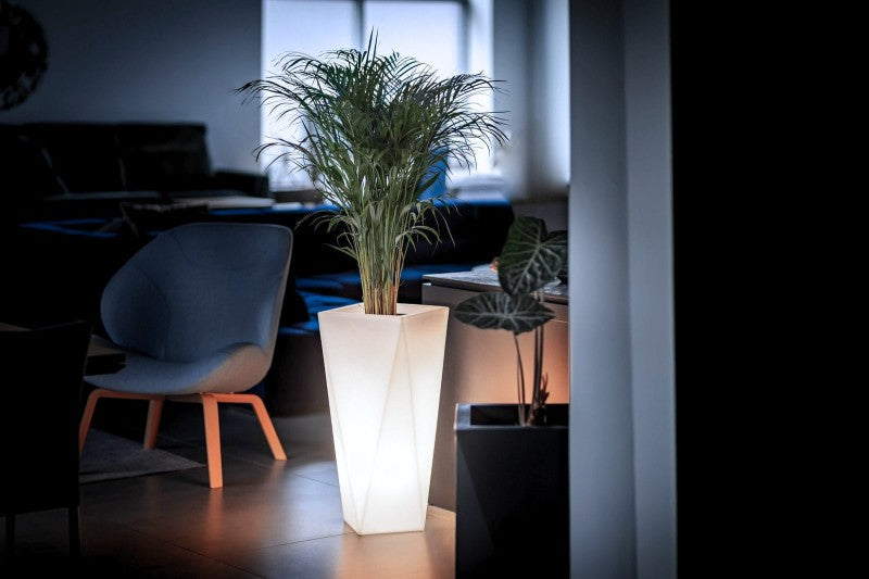 Hoher LED-Pflanzkübel Monumo Vaso Light neutralweiß 72 cm