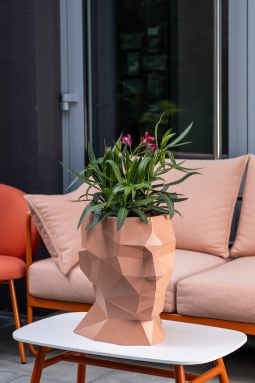 Design-Blumentopf Kopf Adonis 40 cm mit Innenboden