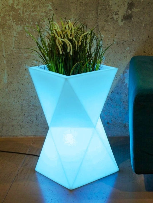 Geometrischer LED-Pflanzkübel Monumo Valencia Light RGB mit Fernbedienung 70 cm