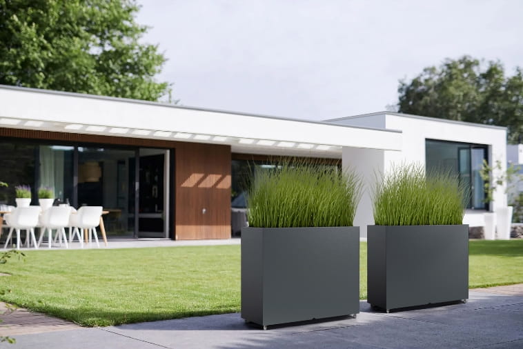 Design-Blumentopf Longerino Light 70 cm auf Rollen mit LED