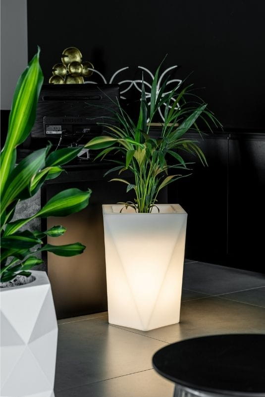 Moderner LED-Pflanzkübel Monumo Vaso Light kaltweiß 60 cm