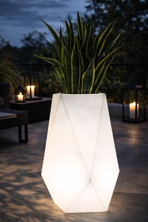 Hoher LED-Pflanzkübel Monumo Volcano Light Neutralweiß 80 cm