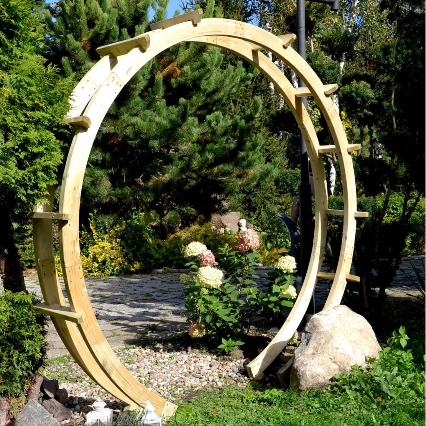 Runde Pergola aus Holz