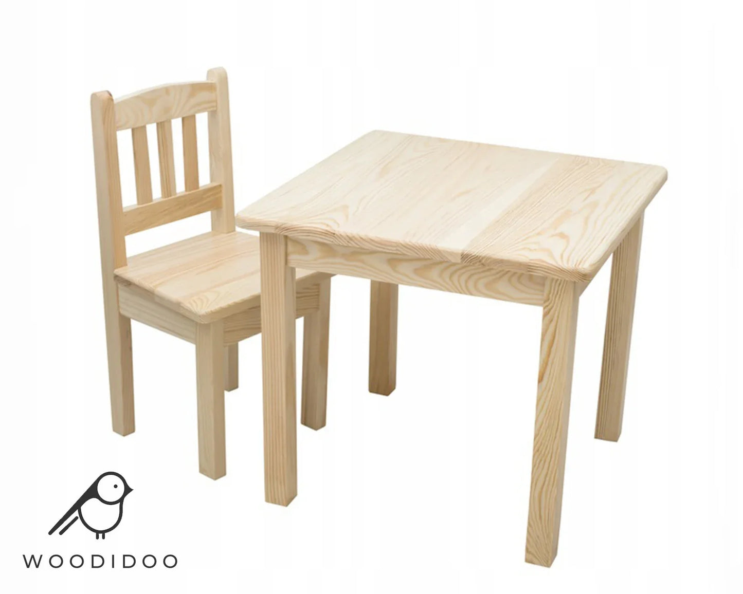 #Naturholz Handgefertigte Holztisch und Stühle für Kind