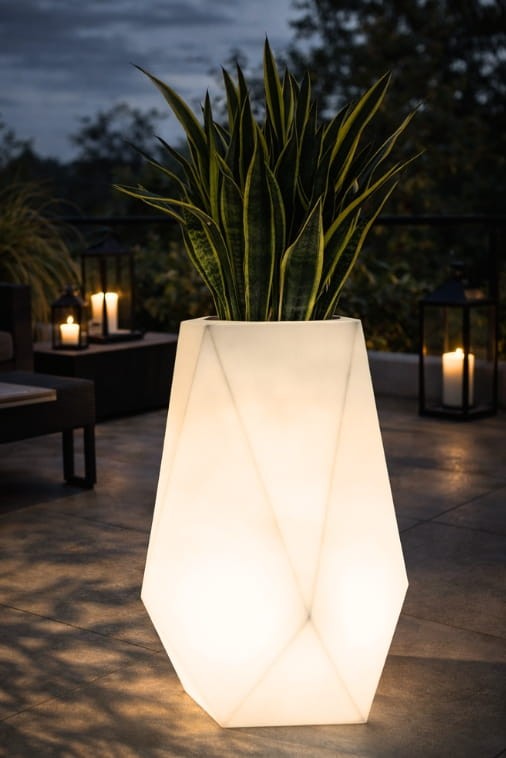 Hoher LED-Pflanzkübel Monumo Volcano Light Warmweiß 80 cm
