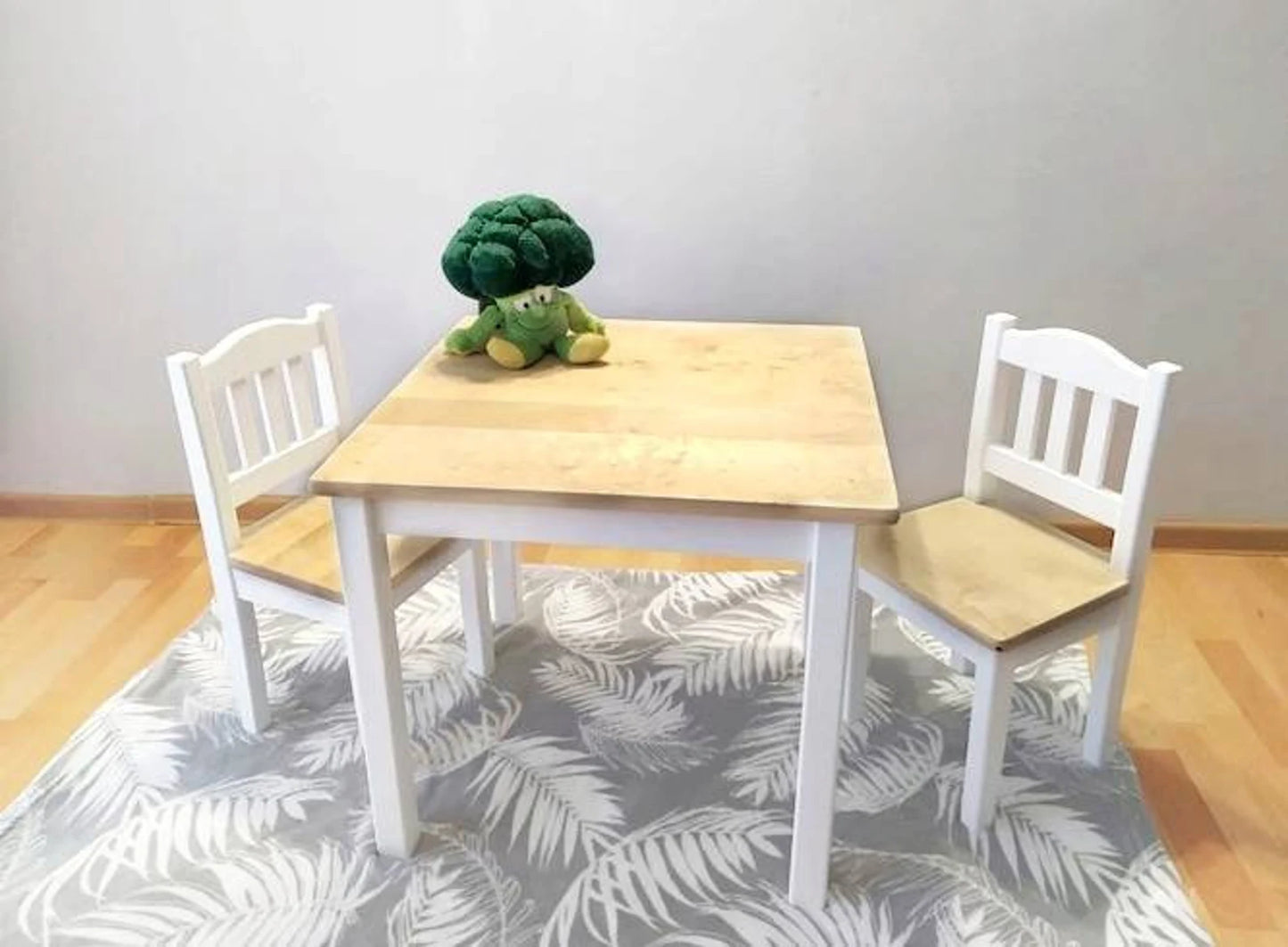 #Weiß mit Naturholz Handgefertigte Holztisch und Stühle für Kind